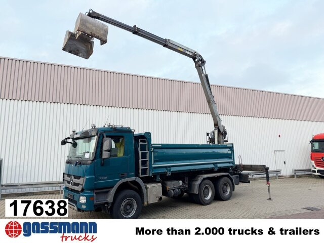 Mercedes-Benz Actros 3348 K 6x4, beidseitig Bormatik, Heckkran - Camión volquete, Camión grúa: foto 1 Mercedes-Benz Actros 3348 K 6x4, beidseitig Bormatik, Heckkran - Camión volquete, Camión grúa: foto 1