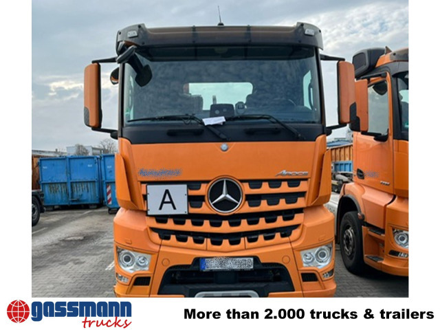Mercedes-Benz Arocs 2552 L 6x2, Lenk-/Liftachse - Camión multibasculante: foto 2 Mercedes-Benz Arocs 2552 L 6x2, Lenk-/Liftachse - Camión multibasculante: foto 2