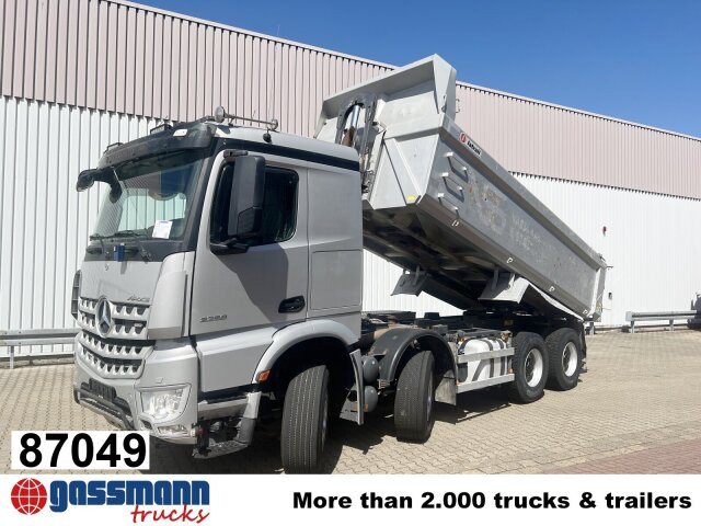 Mercedes-Benz Arocs 3251 K 8x4/4, Retarder, Stahlmulde ca. - Dúmper: foto 1 Mercedes-Benz Arocs 3251 K 8x4/4, Retarder, Stahlmulde ca. - Dúmper: foto 1