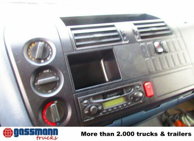 Mercedes-Benz Atego 815 4x2 - Camión caja cerrada: foto 4 Mercedes-Benz Atego 815 4x2 - Camión caja cerrada: foto 4