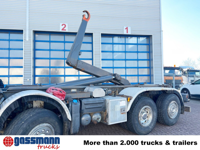 Volvo FM 460 8x2-6, Lenk-/Liftachse, Kran HMF 2020-K4, - Camión multibasculante, Camión grúa: foto 4 Volvo FM 460 8x2-6, Lenk-/Liftachse, Kran HMF 2020-K4, - Camión multibasculante, Camión grúa: foto 4