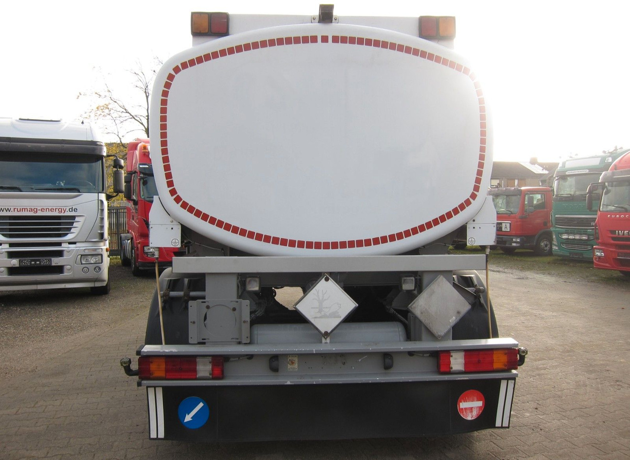 Lindner & Fischer 18400ltr 3 Kammern Oben-Unten - Remolque cisterna: foto 5 Lindner & Fischer 18400ltr 3 Kammern Oben-Unten - Remolque cisterna: foto 5
