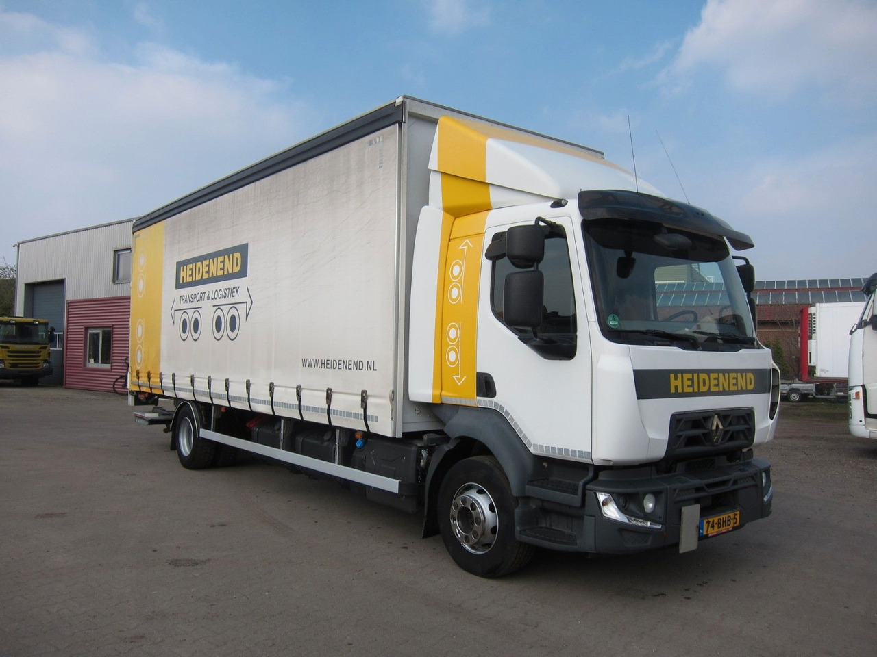 Renault D16-240 Schiebeplane Türen Faltbare LBW E6 Top! - Camión lona: foto 1 Renault D16-240 Schiebeplane Türen Faltbare LBW E6 Top! - Camión lona: foto 1