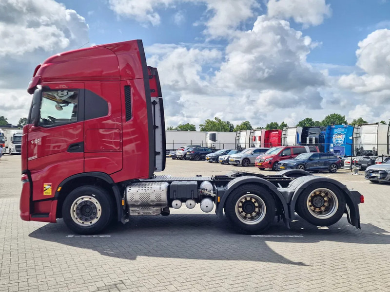 Iveco S-WAY 570 6x2 - Retarder - Full air - 3.20 WB - Navi - Cabeza tractora: foto 4 Iveco S-WAY 570 6x2 - Retarder - Full air - 3.20 WB - Navi - Cabeza tractora: foto 4