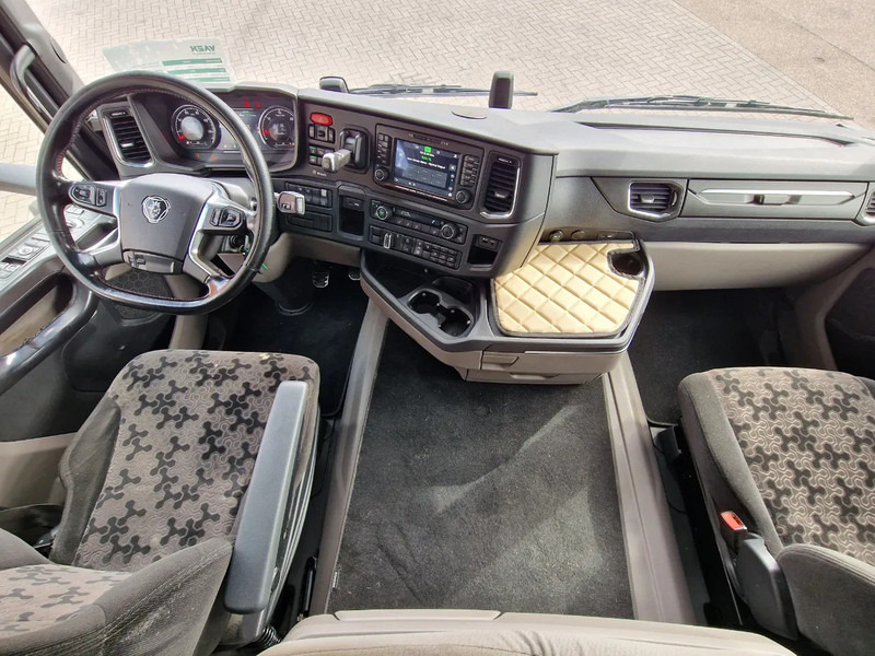 Cabeza tractora Scania R520 V8 NGS Highline 6x2 - PTO/Hydraulic - Full air - 2.95 WB - Navi - Fridge - Sliding 5th wheel: foto 12