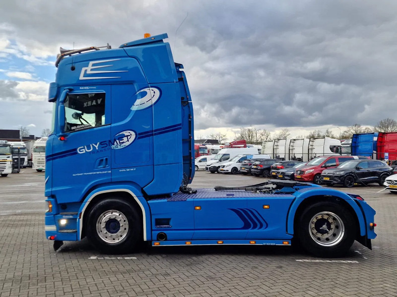 Scania S500 NGS Highline 4x2 - PTO/Hydraulic - Retarder - Custom exterior - Full air - Leather - Navi - Cabeza tractora: foto 4 Scania S500 NGS Highline 4x2 - PTO/Hydraulic - Retarder - Custom exterior - Full air - Leather - Navi - Cabeza tractora: foto 4