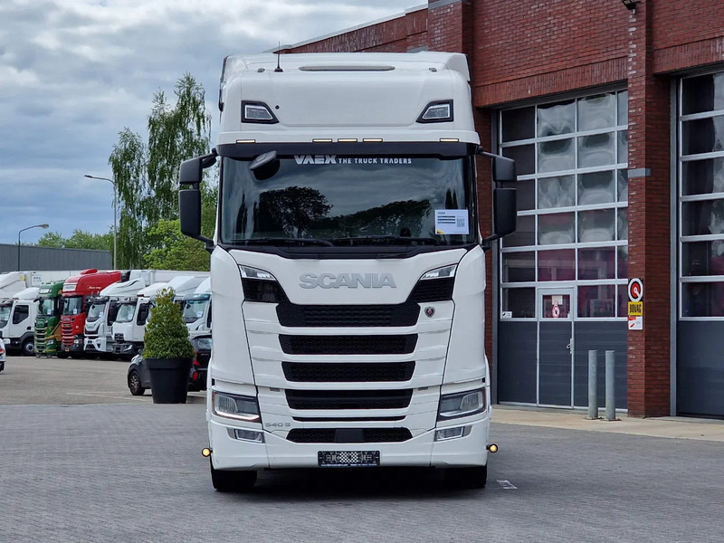 Scania S540 NGS Highline 6x4 - Retarder - Full air - Leather - Led - Fridge - TV - Cabeza tractora: foto 2 Scania S540 NGS Highline 6x4 - Retarder - Full air - Leather - Led - Fridge - TV - Cabeza tractora: foto 2
