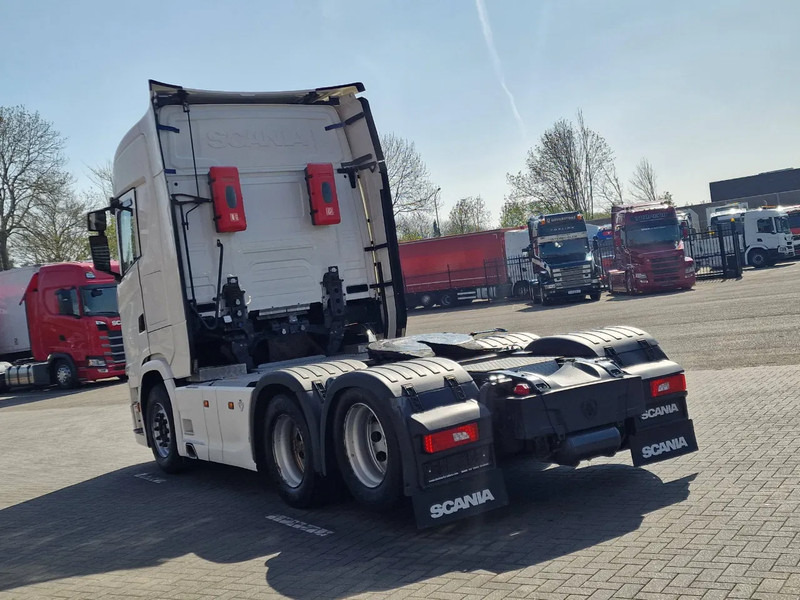 Scania S580 V8 NGS Highline 6x2 - Retarder - Full air - 3.15 WB - Navi - Led - Cabeza tractora: foto 5 Scania S580 V8 NGS Highline 6x2 - Retarder - Full air - 3.15 WB - Navi - Led - Cabeza tractora: foto 5