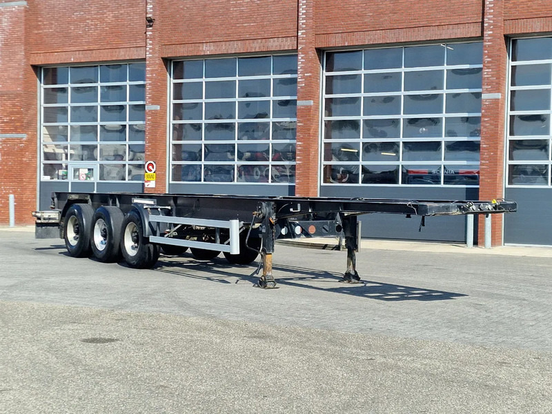 Latre Chassis - 3 axle BPW - Drum brakes - Semirremolque portacontenedore/ Intercambiable: foto 1 Latre Chassis - 3 axle BPW - Drum brakes - Semirremolque portacontenedore/ Intercambiable: foto 1