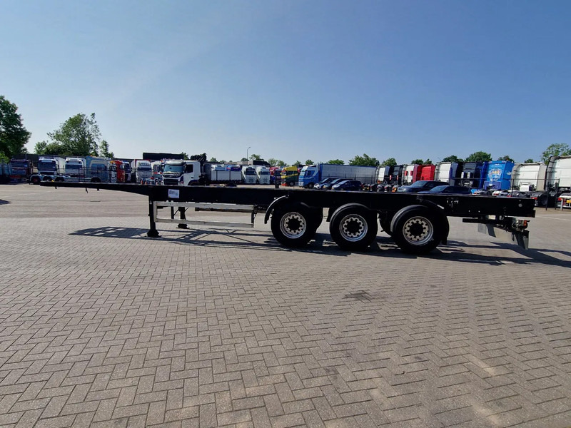 Latre Chassis - 3 axle BPW - Drum brakes - Semirremolque portacontenedore/ Intercambiable: foto 4 Latre Chassis - 3 axle BPW - Drum brakes - Semirremolque portacontenedore/ Intercambiable: foto 4