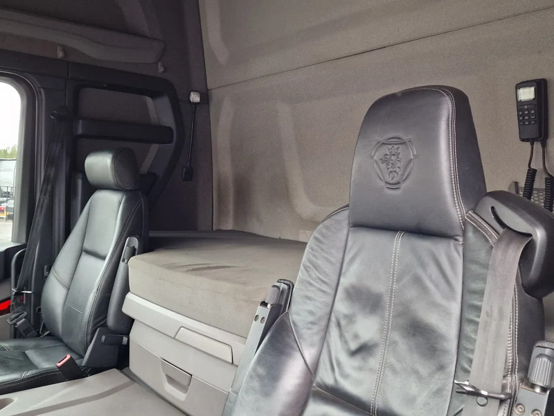 Camión portacontenedore/ Intercambiable Scania G500 NGS Highline 6x2 - BDF - 4.75 WB - Retarder - Full air - Leather - Led: foto 13 Camión portacontenedore/ Intercambiable Scania G500 NGS Highline 6x2 - BDF - 4.75 WB - Retarder - Full air - Leather - Led: foto 13