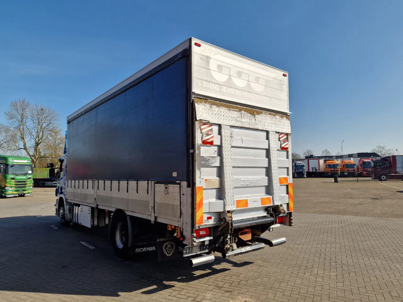 Scania P320 4x2 - Side boars - Loadlift - Full air - Navi - Camión lona: foto 5 Scania P320 4x2 - Side boars - Loadlift - Full air - Navi - Camión lona: foto 5