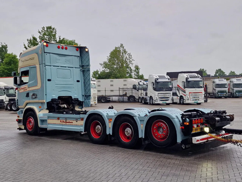 Scania R620 Topline 8x4 - Retarder - Full air - Custom interior - Show truck - HUB reduction - Camión chasis: foto 4 Scania R620 Topline 8x4 - Retarder - Full air - Custom interior - Show truck - HUB reduction - Camión chasis: foto 4