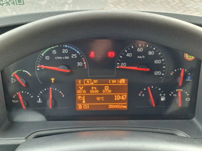 Camión caja cerrada Volvo FE 280 4x2 - Closed box with Adjustable height - Loadlift - Full air - Euro 6 - 550 WB: foto 18 Camión caja cerrada Volvo FE 280 4x2 - Closed box with Adjustable height - Loadlift - Full air - Euro 6 - 550 WB: foto 18