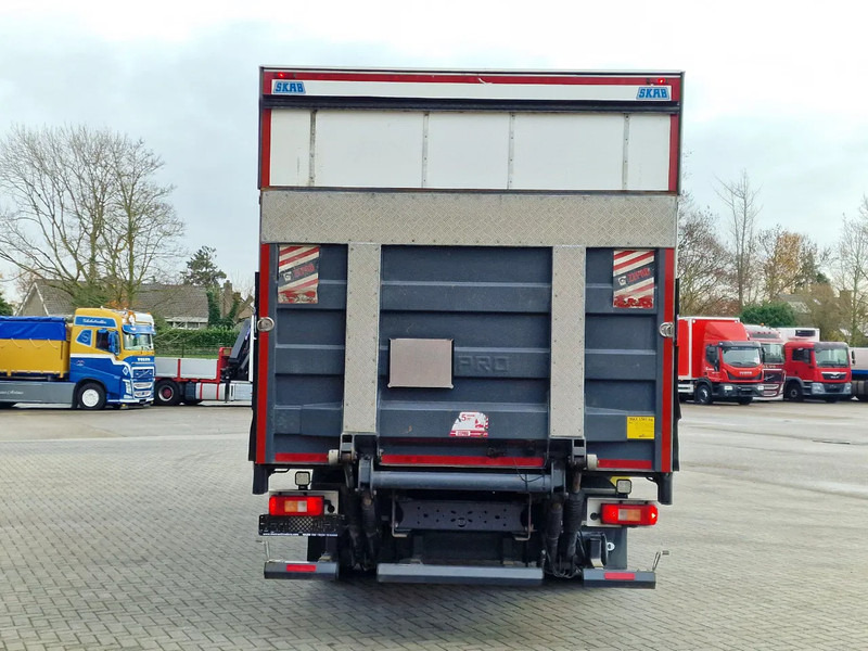 Camión caja cerrada Volvo FE 280 4x2 - Closed box with Adjustable height - Loadlift - Full air - Euro 6 - 550 WB: foto 9 Camión caja cerrada Volvo FE 280 4x2 - Closed box with Adjustable height - Loadlift - Full air - Euro 6 - 550 WB: foto 9