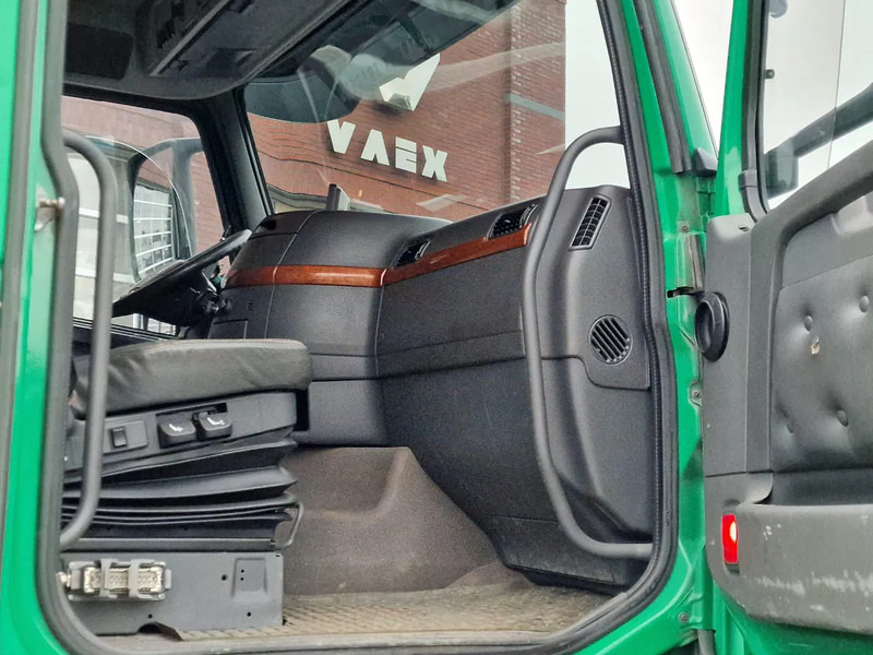 Camión multibasculante Volvo FH 13.440 6x2*4 - HIAB Hooklift 17T - Euro 5 - I shift - Steering axle: foto 19