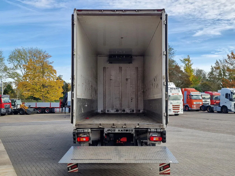 Camión isotérmico Volvo FH 13.460 Globetrotter 6x2 - Carrier Frigo Supra 850 Nordic - Loadlift - Full air - LNG: foto 8