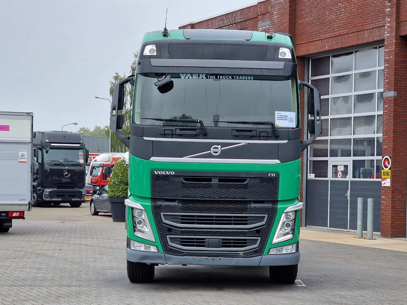 Volvo FH 13.460 Globetrotter 6x2 - Chassis - 4.60 WB - HUB Reduction - LNG - Camión chasis: foto 2 Volvo FH 13.460 Globetrotter 6x2 - Chassis - 4.60 WB - HUB Reduction - LNG - Camión chasis: foto 2