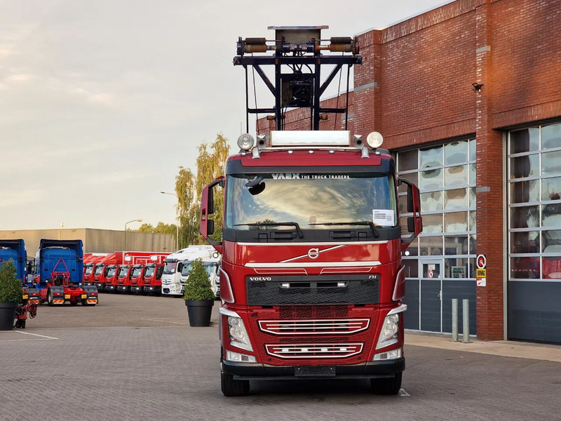 Volvo FH 13.500 8x4*4 - HMF TF324 Cable system - Euro 6 - I shift - Camión con equipo de cable: foto 2 Volvo FH 13.500 8x4*4 - HMF TF324 Cable system - Euro 6 - I shift - Camión con equipo de cable: foto 2