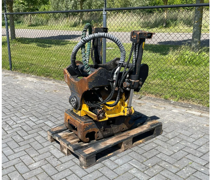 Engcon S70 | TILT ROTATOR | ROTOTILT - Rotor basculante para Maquinaria de construcción: foto 1 Engcon S70 | TILT ROTATOR | ROTOTILT - Rotor basculante para Maquinaria de construcción: foto 1