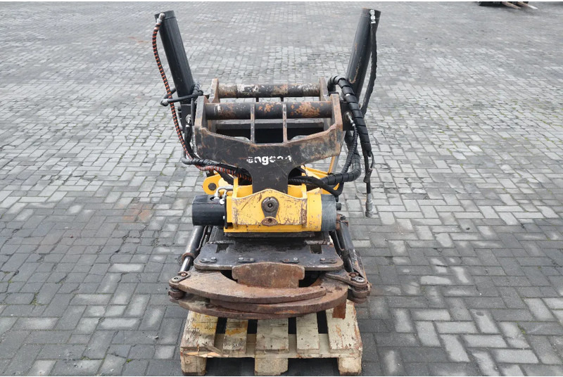 Engcon S80 | KM80 | GRIPPER | AUX HYDR. | GOOD CONDITION - Rotor basculante para Maquinaria de construcción: foto 2 Engcon S80 | KM80 | GRIPPER | AUX HYDR. | GOOD CONDITION - Rotor basculante para Maquinaria de construcción: foto 2
