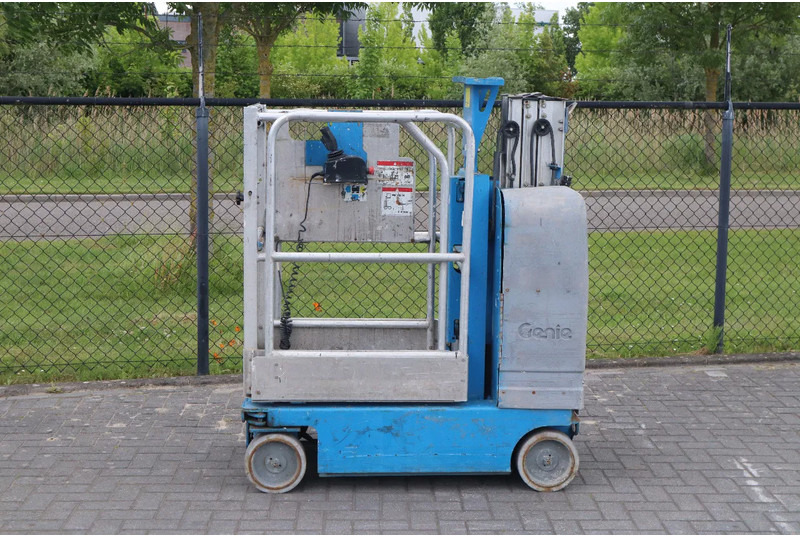 Genie GR-12 | 5.45 METER | 227 KG | MULTIPLE UNITS - Plataforma elevadora: foto 1 Genie GR-12 | 5.45 METER | 227 KG | MULTIPLE UNITS - Plataforma elevadora: foto 1