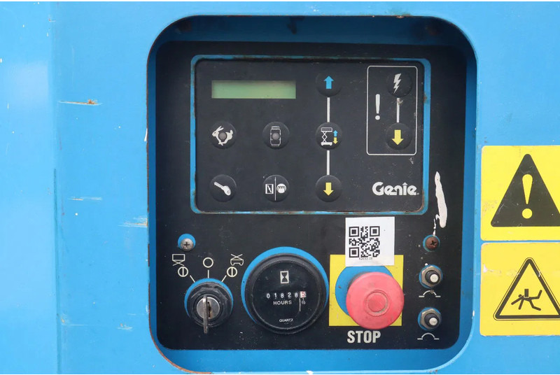 Plataforma de tijeras Genie GS-3369 RT | 12 METER | 454 kg: foto 18