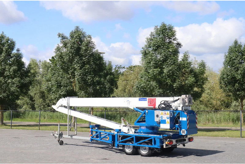Klaas K17/24 TSHR | 24 METER | 800 KG | TRAILER CRANE | DACHDECKER - Grúa para terrenos difíciles: foto 3 Klaas K17/24 TSHR | 24 METER | 800 KG | TRAILER CRANE | DACHDECKER - Grúa para terrenos difíciles: foto 3