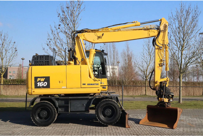 Komatsu PW160-11 | ENGCON TILTROTATOR | BUCKET | TRAILER HYDR. - Excavadora de ruedas: foto 4 Komatsu PW160-11 | ENGCON TILTROTATOR | BUCKET | TRAILER HYDR. - Excavadora de ruedas: foto 4