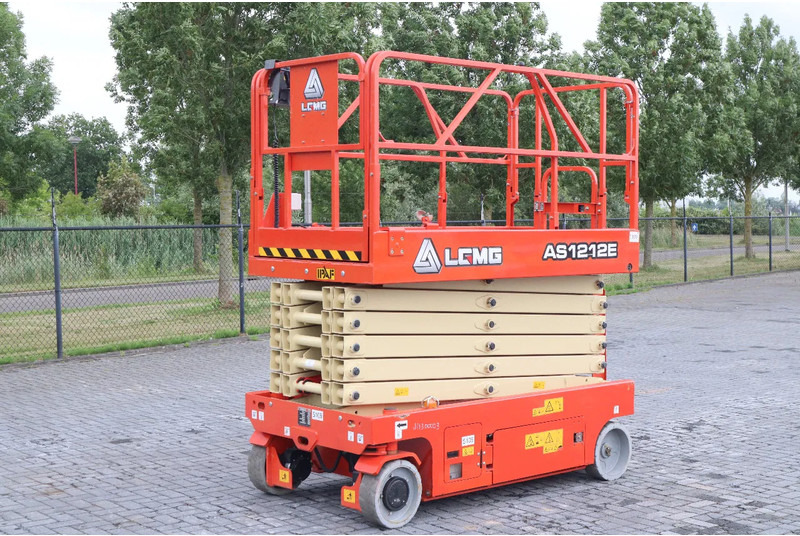 LGMG AS1212E | 14 METER | 320 KG | GS-4047 | ERT4769 - Plataforma de tijeras: foto 3 LGMG AS1212E | 14 METER | 320 KG | GS-4047 | ERT4769 - Plataforma de tijeras: foto 3