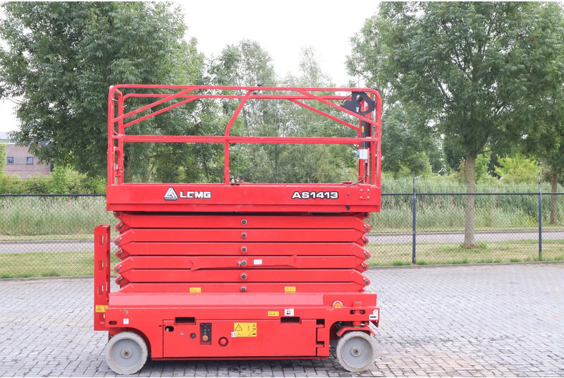 LGMG AS1413E | 16 METER | 320 KG | GS-4655 | 4069 - Plataforma de tijeras: foto 4 LGMG AS1413E | 16 METER | 320 KG | GS-4655 | 4069 - Plataforma de tijeras: foto 4