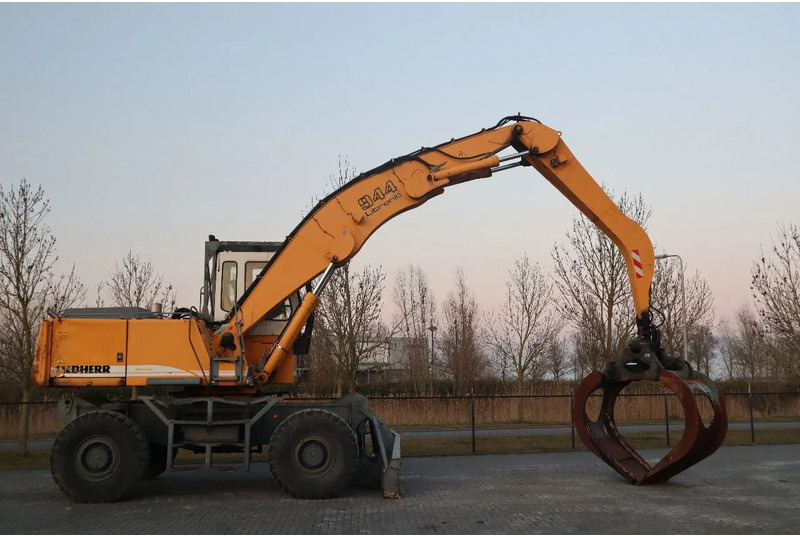 Liebherr A944 B HD | LOG GRAPPLE | HOLZGREIFER | TIMBER - Procesadora forestal: foto 4 Liebherr A944 B HD | LOG GRAPPLE | HOLZGREIFER | TIMBER - Procesadora forestal: foto 4