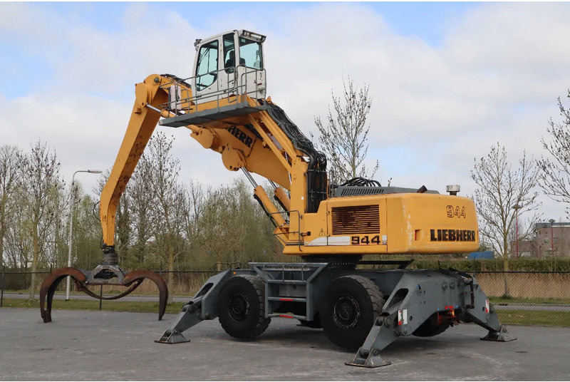 Liebherr A944 C HD | LOG GRAPPLE | HOLZGREIFER | TIMBER - Excavadora de ruedas: foto 3 Liebherr A944 C HD | LOG GRAPPLE | HOLZGREIFER | TIMBER - Excavadora de ruedas: foto 3