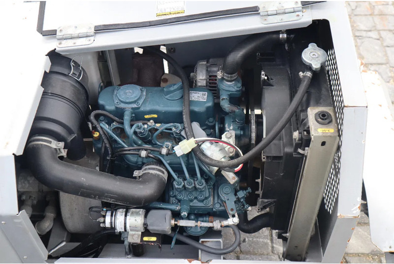 Leasing de Omme 3150 RBDJ | HYBRID | 31 METER | 200 KG Omme 3150 RBDJ | HYBRID | 31 METER | 200 KG: foto 19 Leasing de Omme 3150 RBDJ | HYBRID | 31 METER | 200 KG Omme 3150 RBDJ | HYBRID | 31 METER | 200 KG: foto 19