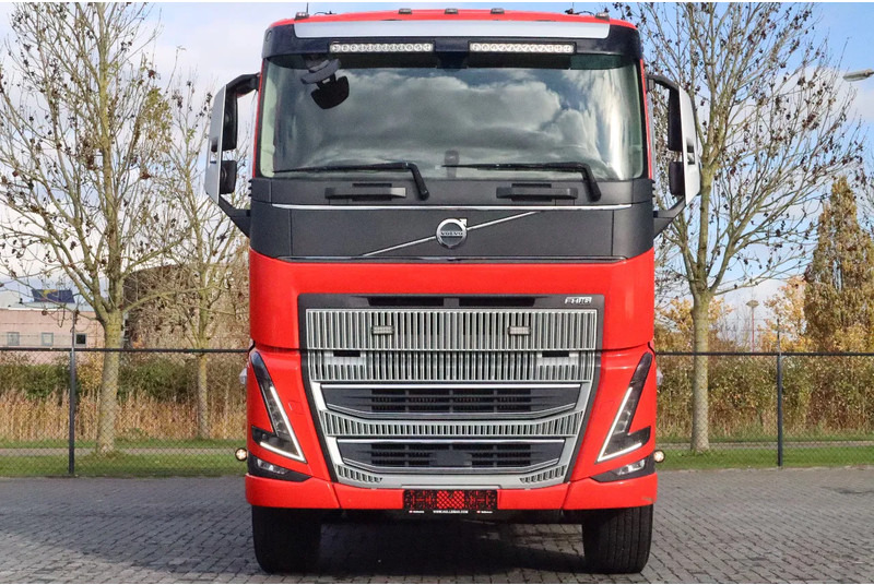 Volvo FH 16.650 | 6X4 | TANDEMLIFT | RETARDER | BIG AXLES | EURO 6 - Camión volquete: foto 2 Volvo FH 16.650 | 6X4 | TANDEMLIFT | RETARDER | BIG AXLES | EURO 6 - Camión volquete: foto 2