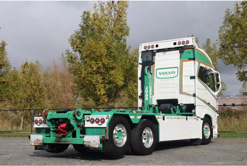 Volvo FH 16.750 | 6X2*4 | RETARDER | STEERING AXLE | JOAB HOOK | EURO 6 - Camión multibasculante: foto 3 Volvo FH 16.750 | 6X2*4 | RETARDER | STEERING AXLE | JOAB HOOK | EURO 6 - Camión multibasculante: foto 3