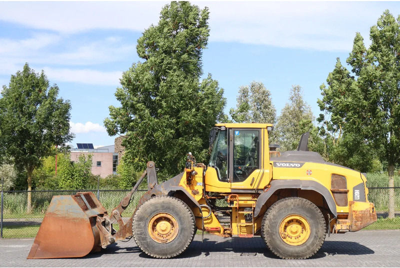 Volvo L120H | CDC | BBS | WEIGHT SYSTEM | QUICK COUPLER | BUCKET - Cargadora de ruedas: foto 1 Volvo L120H | CDC | BBS | WEIGHT SYSTEM | QUICK COUPLER | BUCKET - Cargadora de ruedas: foto 1