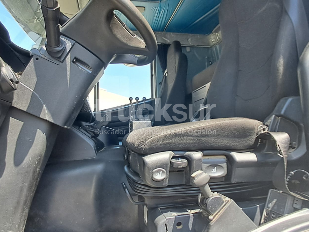 Leasing de IVECO AT260SY/PS 360CV ejes 6x2*4 IVECO AT260SY/PS 360CV ejes 6x2*4: foto 29 Leasing de IVECO AT260SY/PS 360CV ejes 6x2*4 IVECO AT260SY/PS 360CV ejes 6x2*4: foto 29