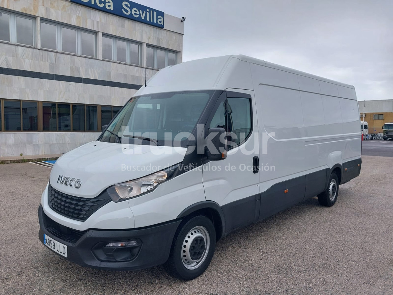 IVECO DAILY 35S16 - Furgoneta caja cerrada: foto 1 IVECO DAILY 35S16 - Furgoneta caja cerrada: foto 1