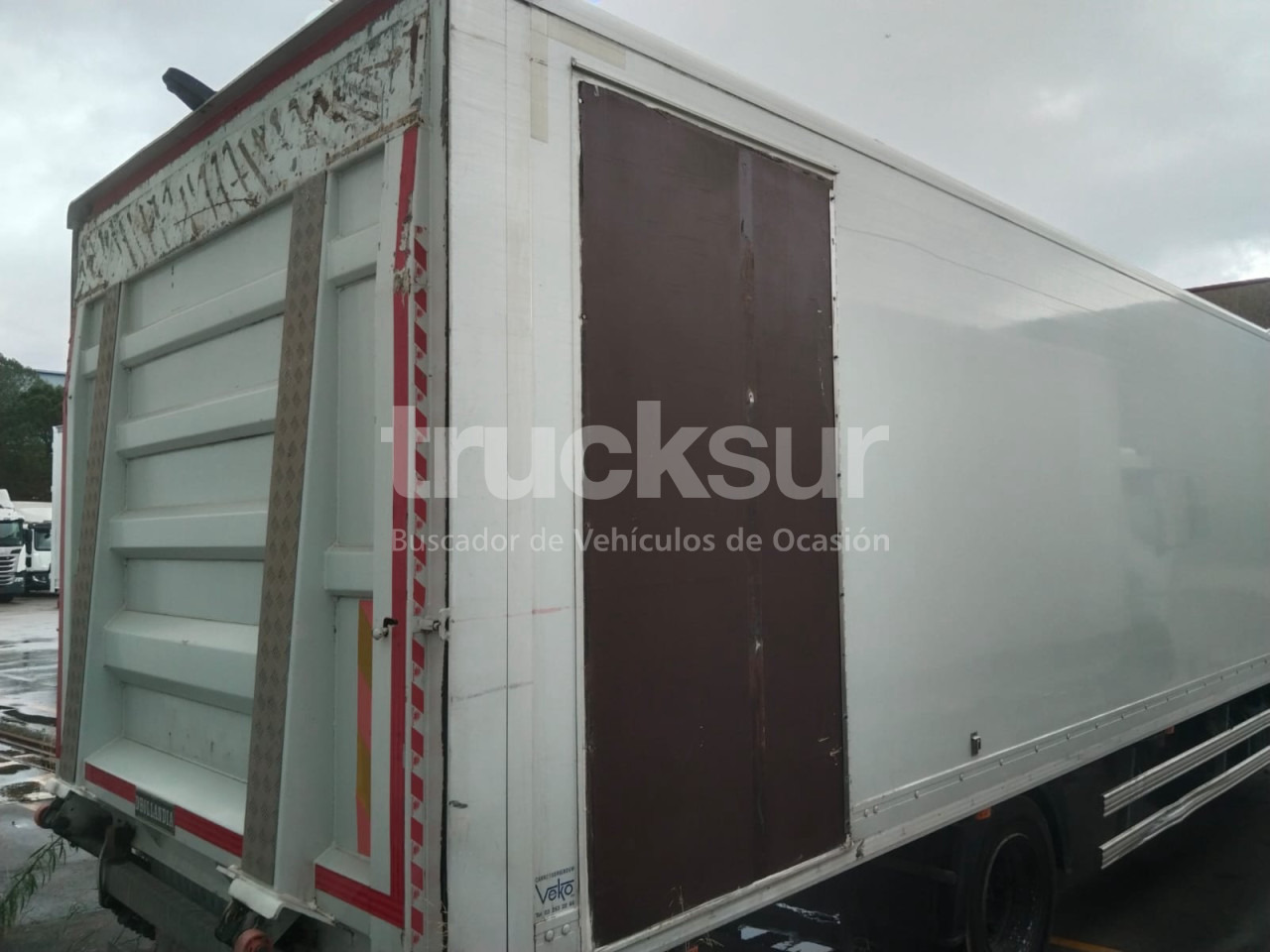 IVECO EUROCARGO - Camión caja cerrada: foto 3 IVECO EUROCARGO - Camión caja cerrada: foto 3