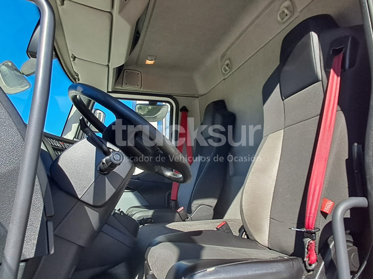 Camión frigorífico RENAULT D13.240: foto 20