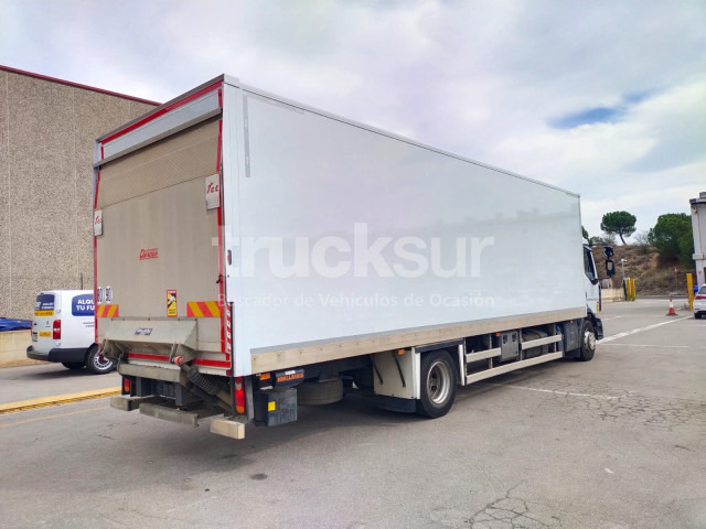 RENAULT D16.250 - Camión caja cerrada: foto 5 RENAULT D16.250 - Camión caja cerrada: foto 5