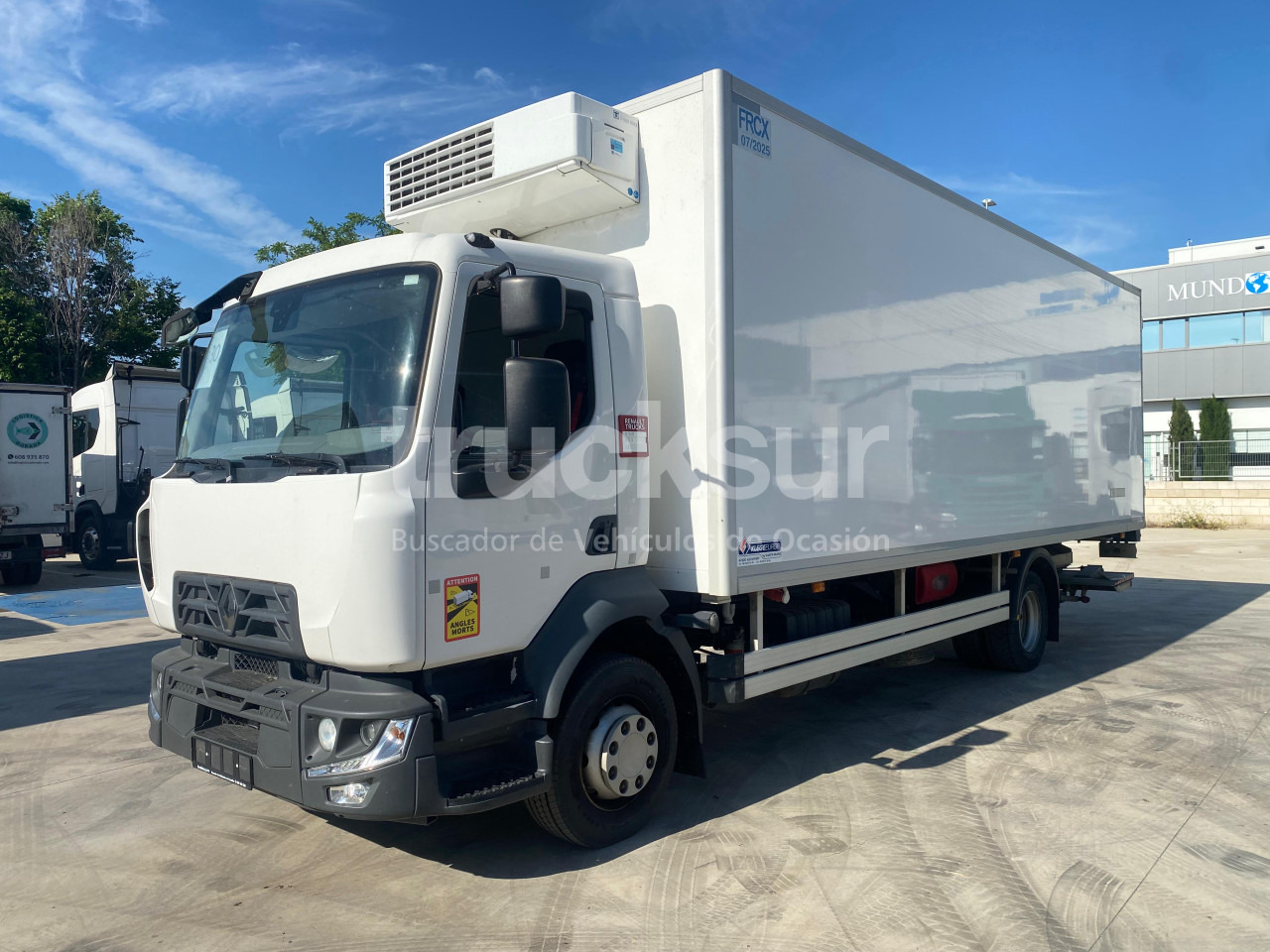 RENAULT D240.13 - Camión frigorífico: foto 1 RENAULT D240.13 - Camión frigorífico: foto 1
