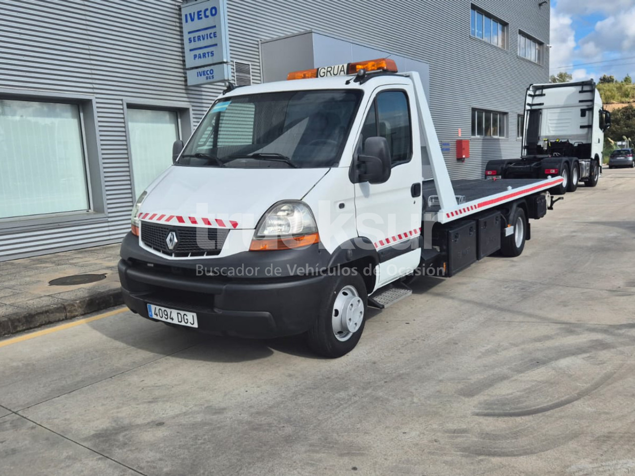 RENAULT MASTER - Grua de remolque autos: foto 1 RENAULT MASTER - Grua de remolque autos: foto 1