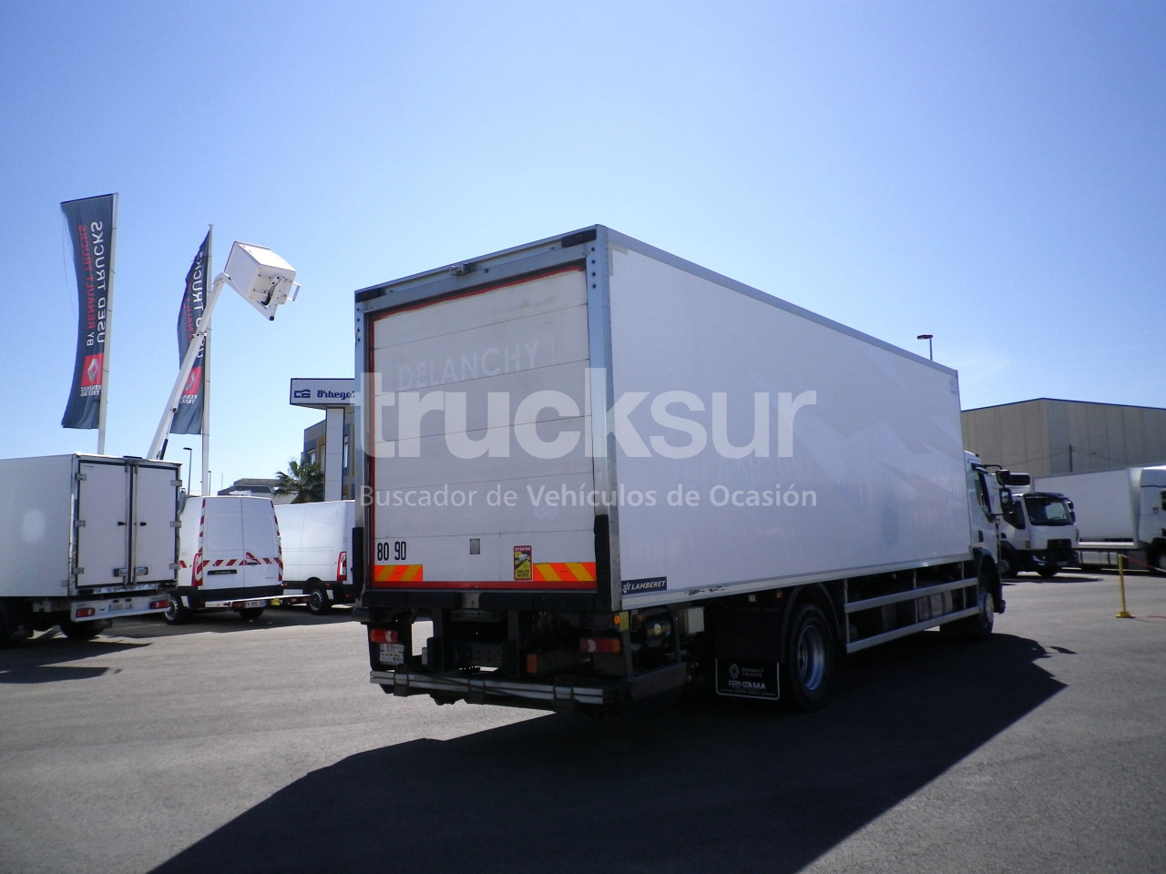 RENAULT PREMIUM 270.18 - Camión frigorífico: foto 4 RENAULT PREMIUM 270.18 - Camión frigorífico: foto 4