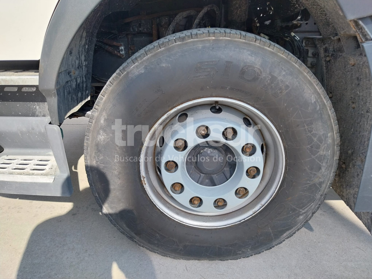 VOLVO FM 330HP - Camión volquete: foto 4 VOLVO FM 330HP - Camión volquete: foto 4