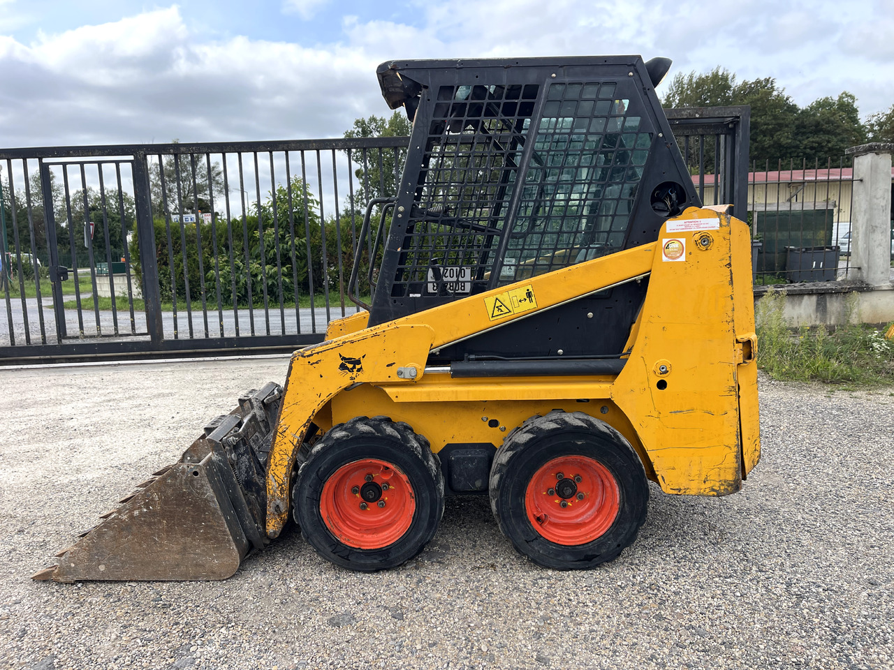 BOBCAT S70 - Minicargadora: foto 2 BOBCAT S70 - Minicargadora: foto 2