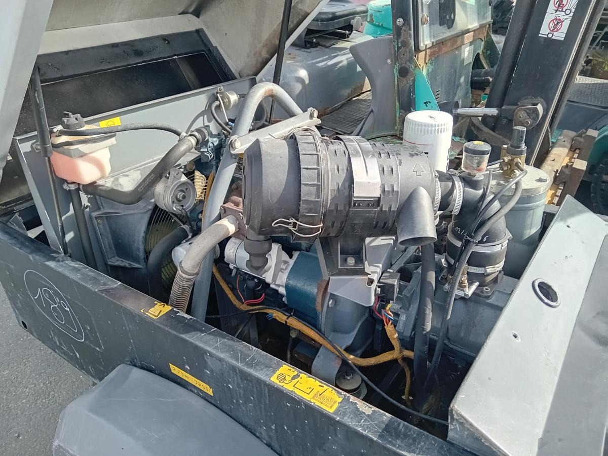 Atlas copco XAS37 - Compresor de aire: foto 3 Atlas copco XAS37 - Compresor de aire: foto 3