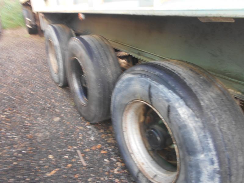 Benalu - Semirremolque volquete: foto 4 Benalu - Semirremolque volquete: foto 4