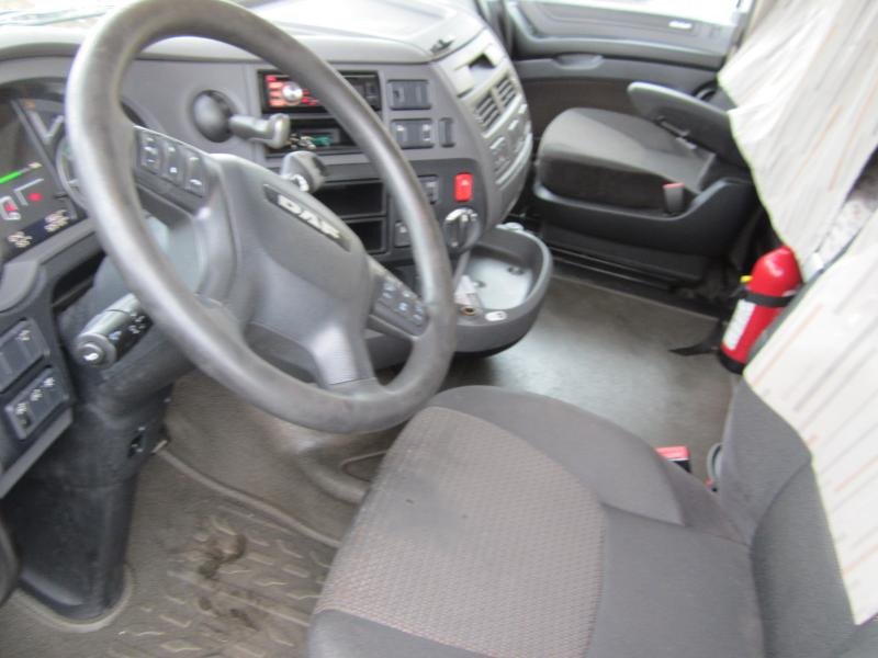 Cabeza tractora DAF XF105 460: foto 7